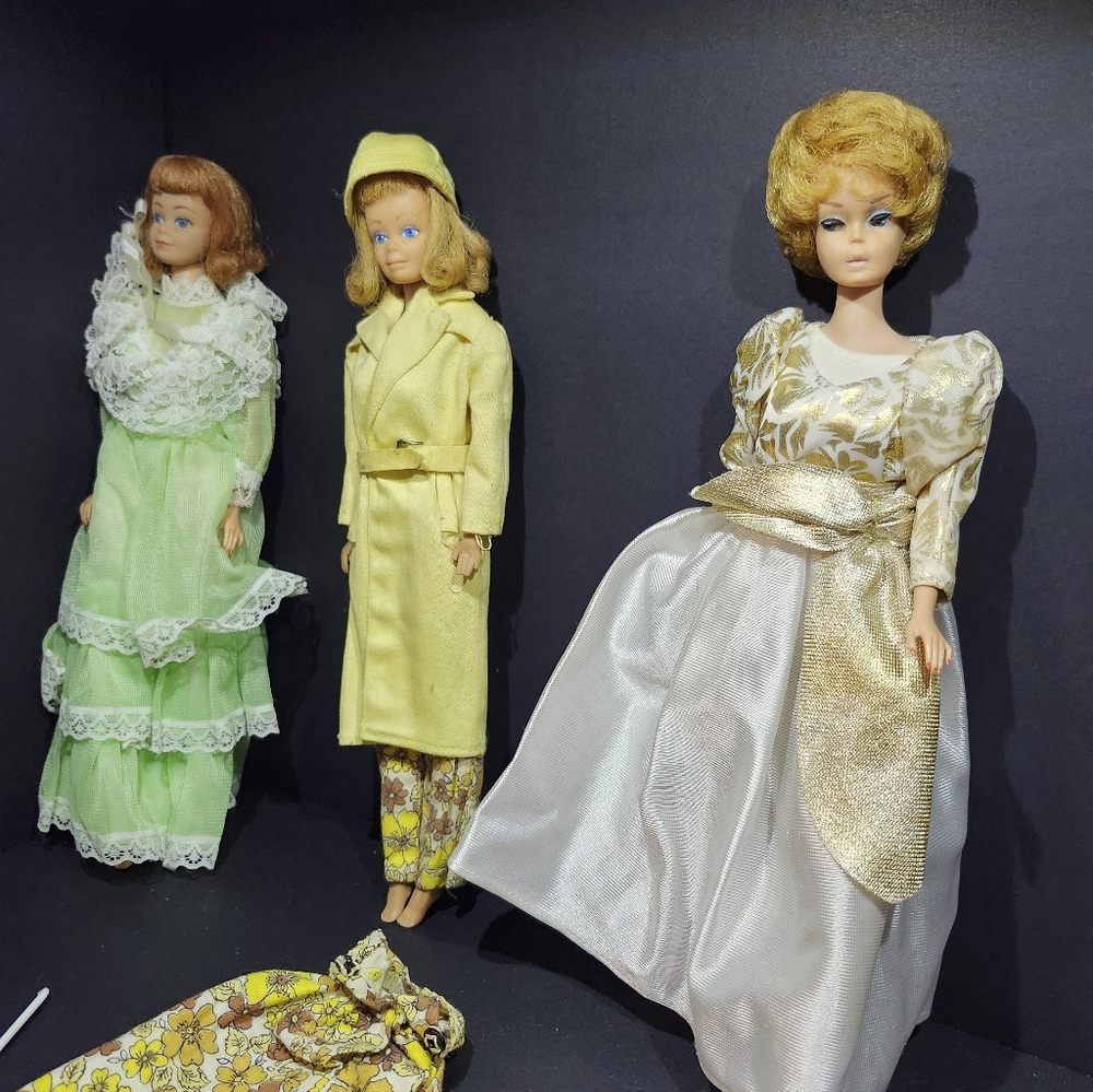 Three Vintage Midge Dolls And Allen Doll - Picture 5 of 7